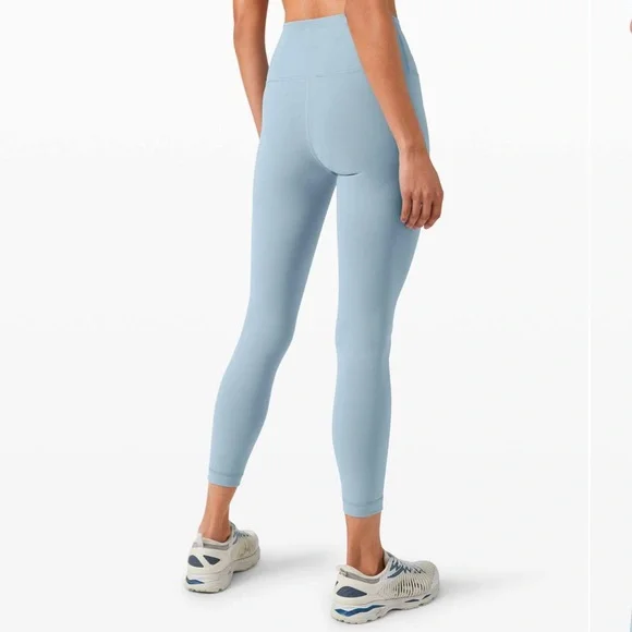 EUC Lululemon Wunder Train HR Tight 25” - Picture 2 of 6